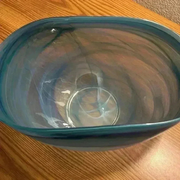 Beautiful Decorative  Blue Bowl - Picture 5 of 6